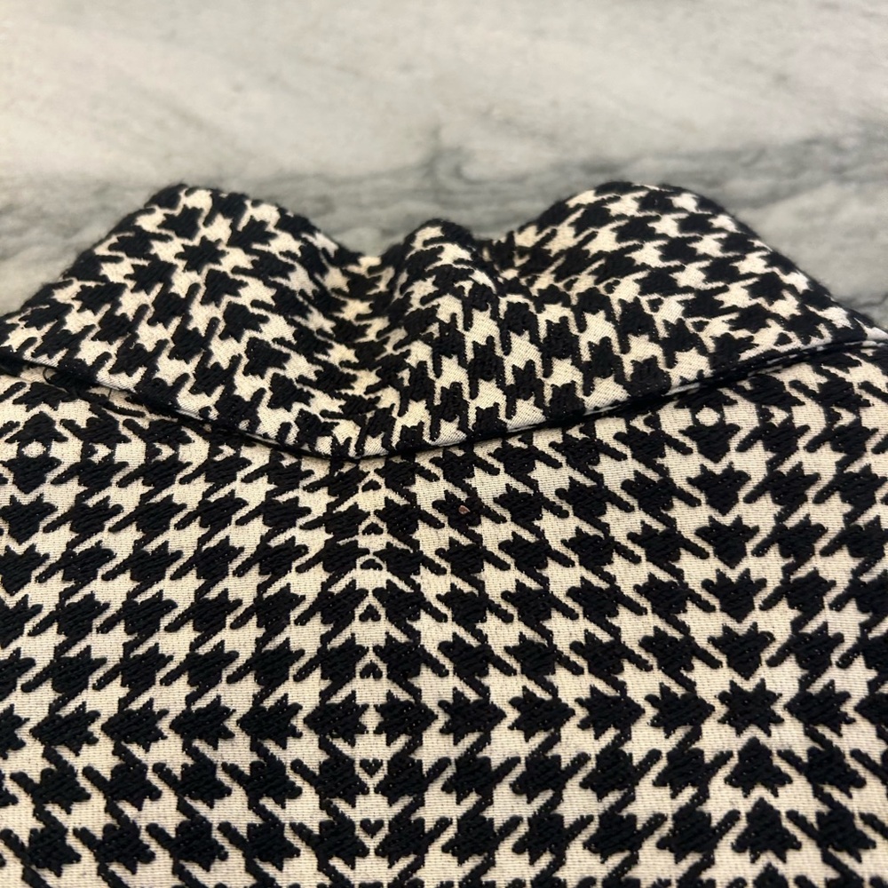 Akris Punto Black and White Houndstooth Blazer - Picture 7 of 9